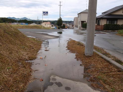 トダックス　漏水１発見